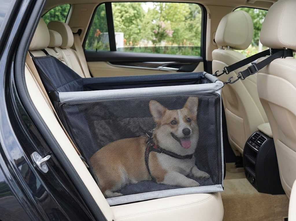 Dog Car Seat in Waterproof Oxford and Mesh, Up to 35 lb, Grey
